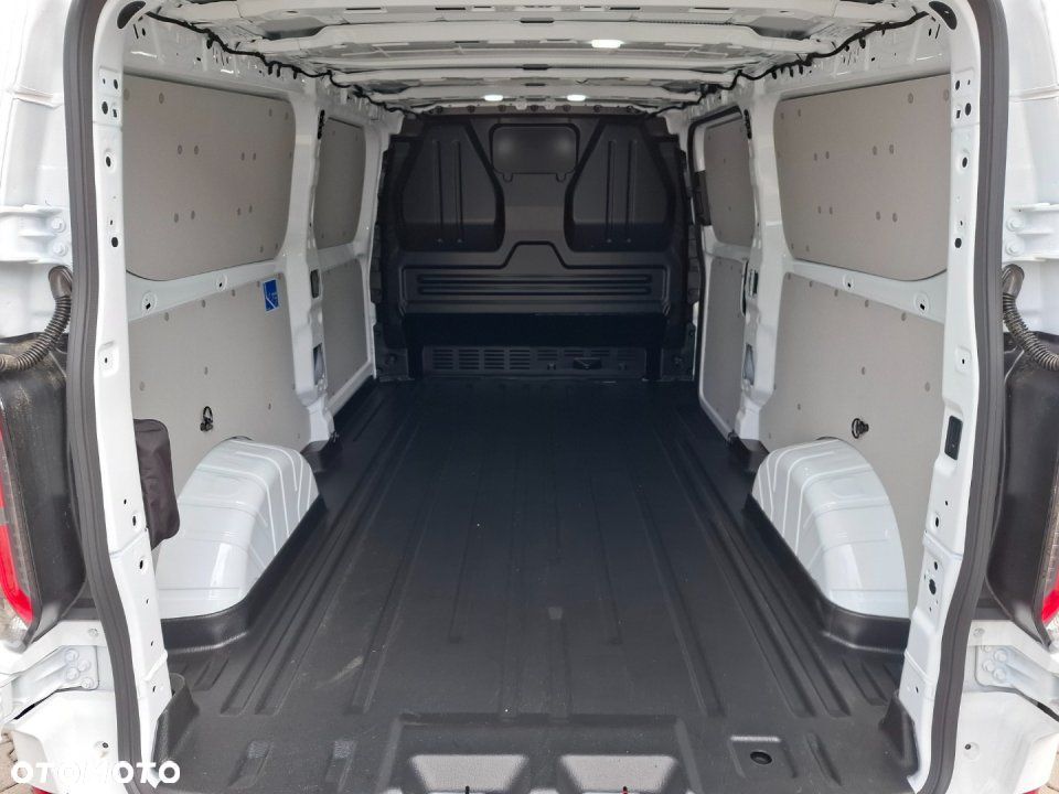 Ford Transit Custom - 7