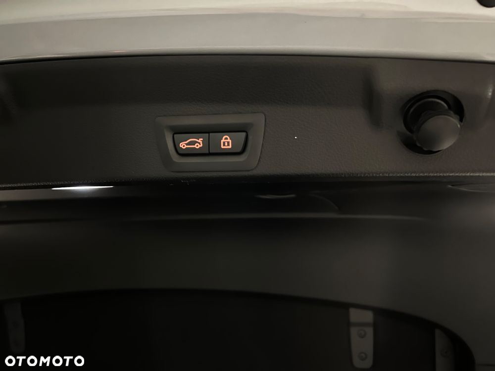 BMW Seria 4 418d Gran Coupe M Sport - 29