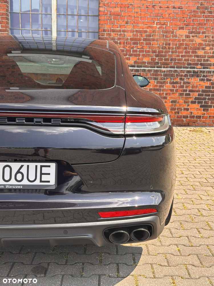 Porsche Panamera 4S - 9