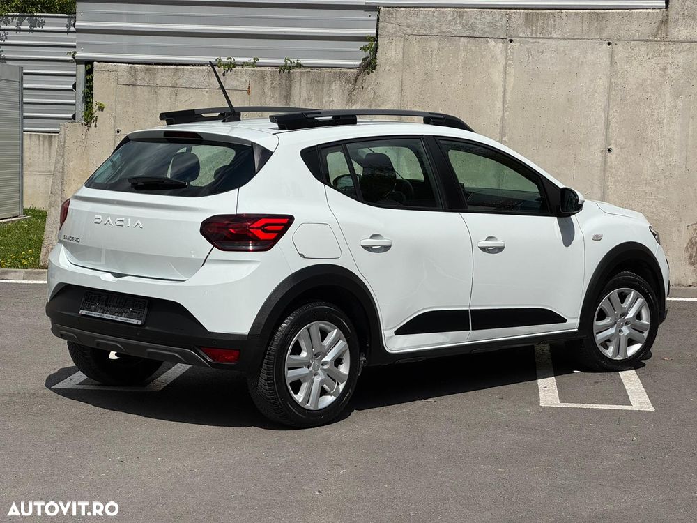 Dacia Sandero Stepway TCe 90 MT6 Comfort - 4