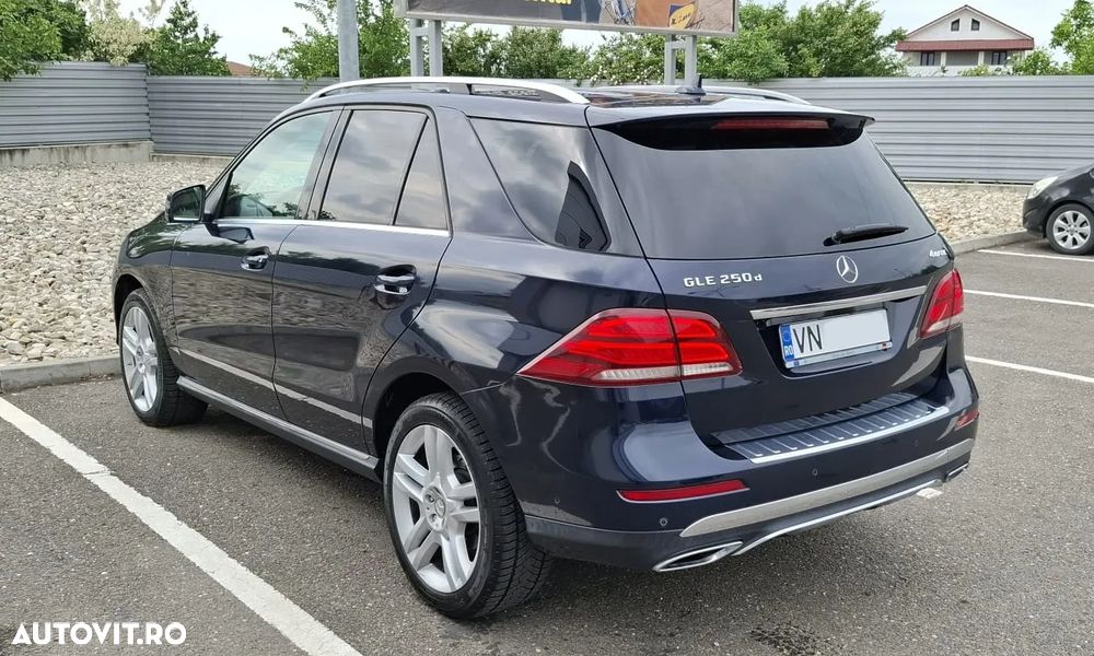 Mercedes-Benz GLE 250 d - 7