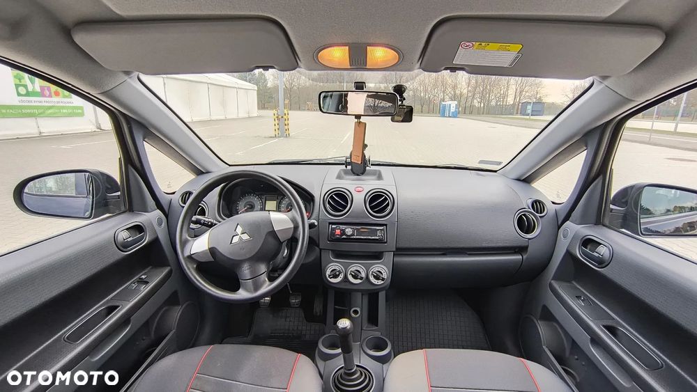 Mitsubishi Colt 1.1 Inform - 17