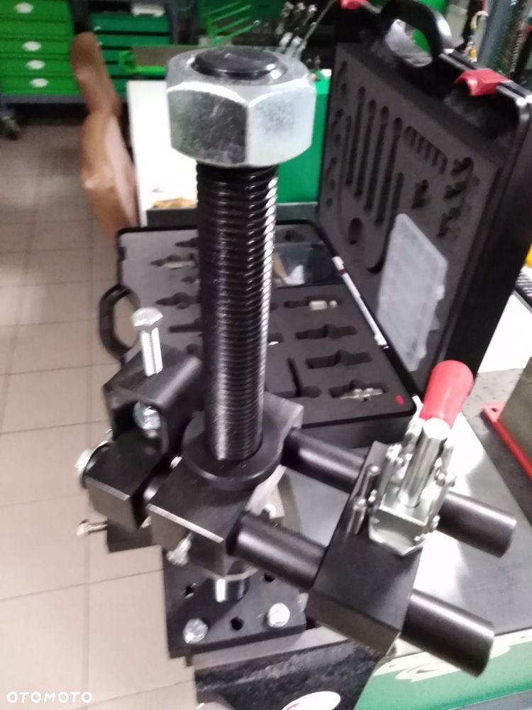 Eps 205 tester wtryskiwaczy 0 683 803 205 weryfikacja ima  ISA - 12