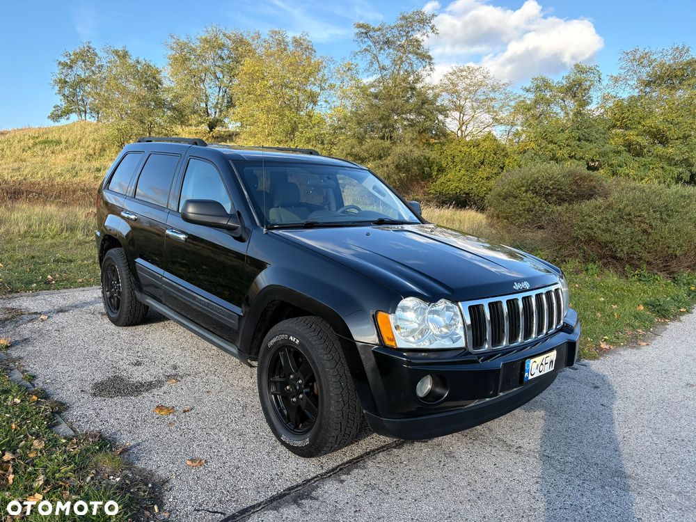 Jeep Grand Cherokee - 1