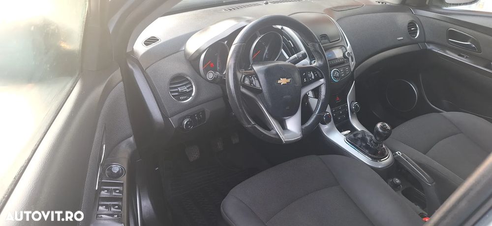 Chevrolet Cruze - 2