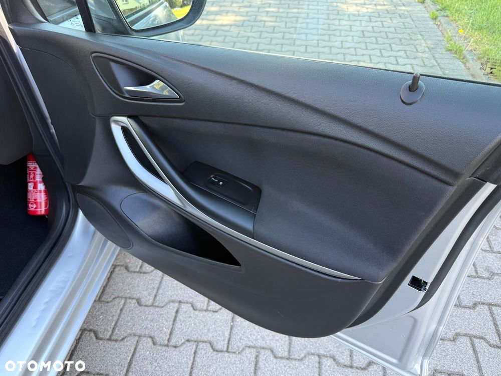 Opel Astra - 19
