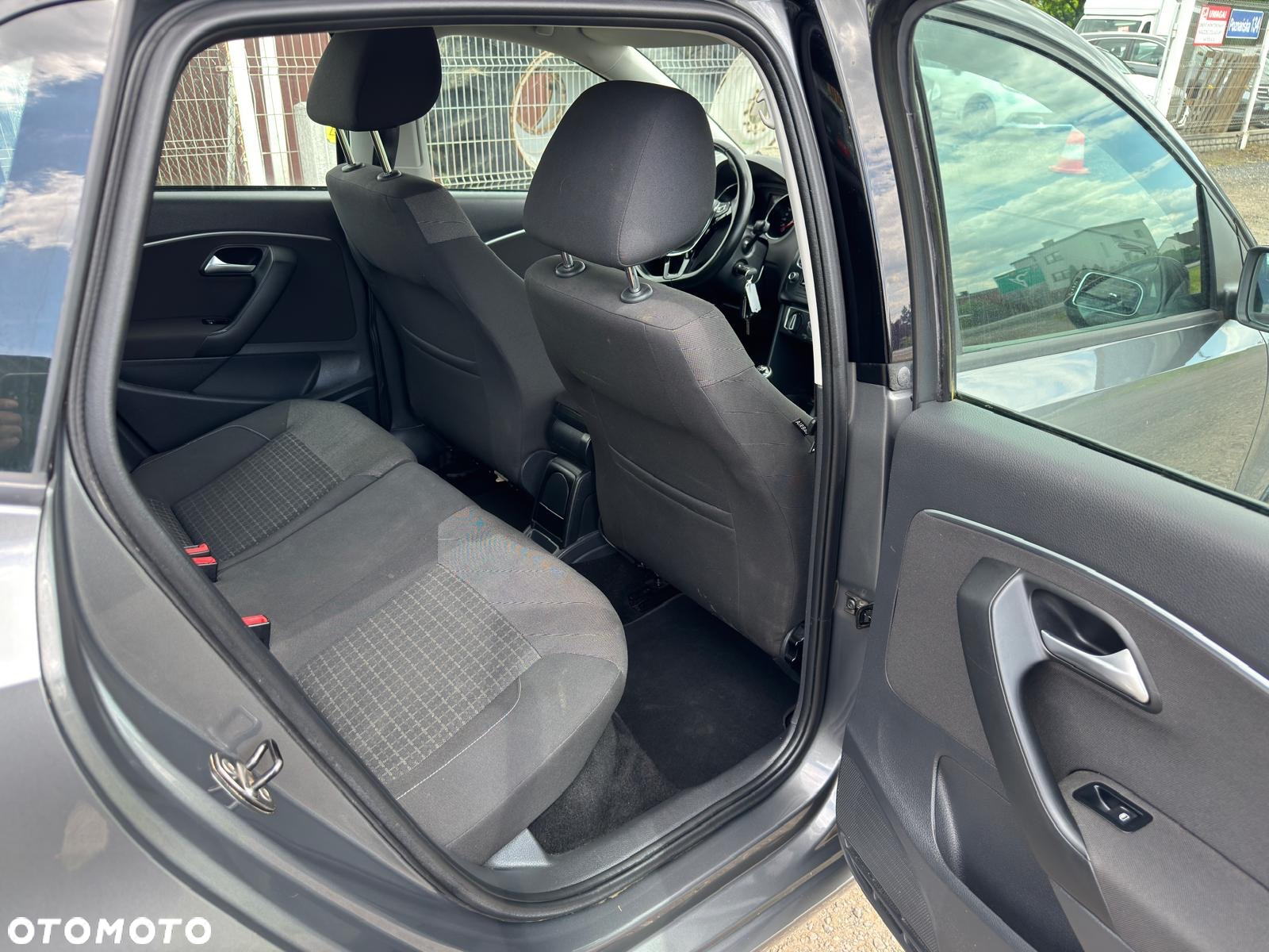 Volkswagen Polo 1.4 TDI (Blue Motion Technology) Comfortline - 9