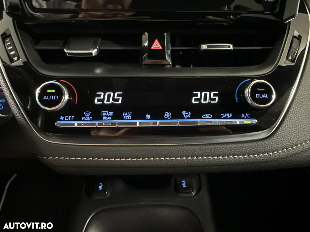 Toyota Corolla - 19