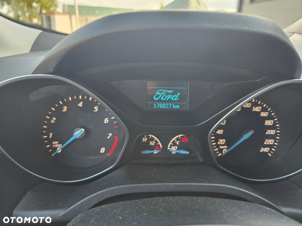 Ford Kuga 1.5 EcoBoost 2x4 Titanium - 12
