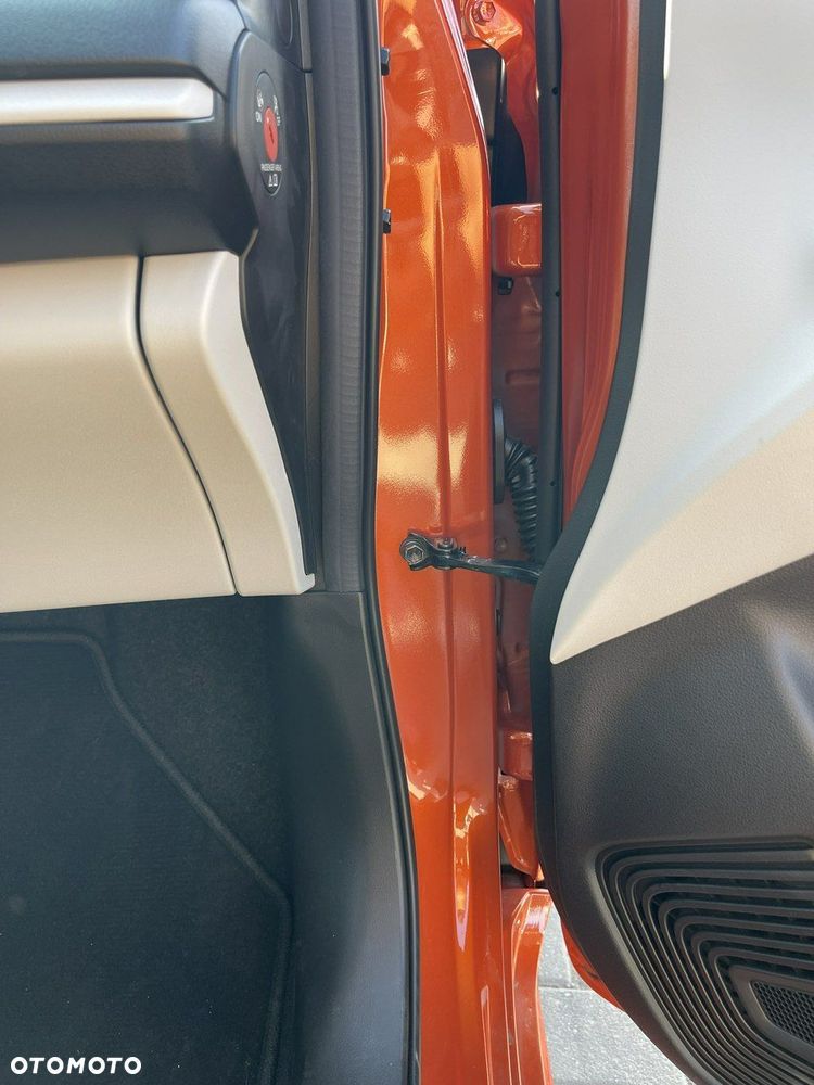 Suzuki Swift 1.2 Dualjet Hybrid CVT Comfort - 6