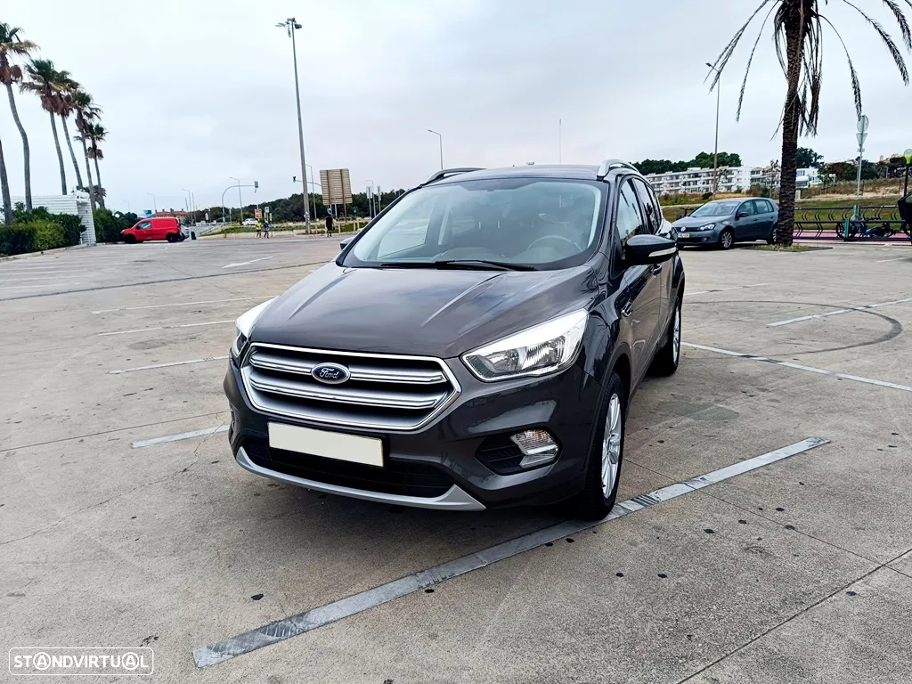 Ford Kuga 1.5 TDCi Titanium - 2