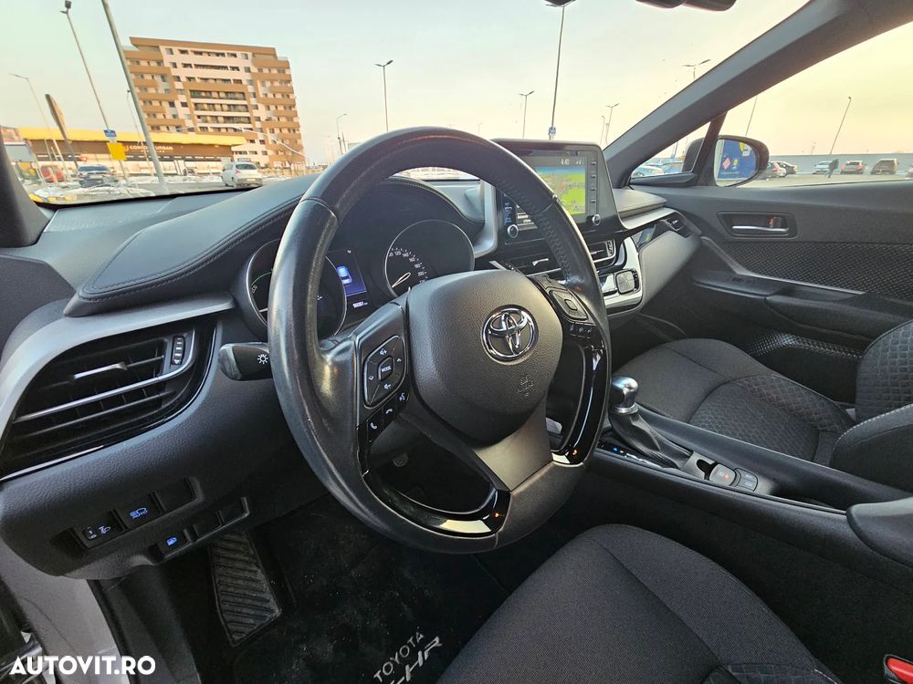 Toyota C-HR Business-Edition - 7