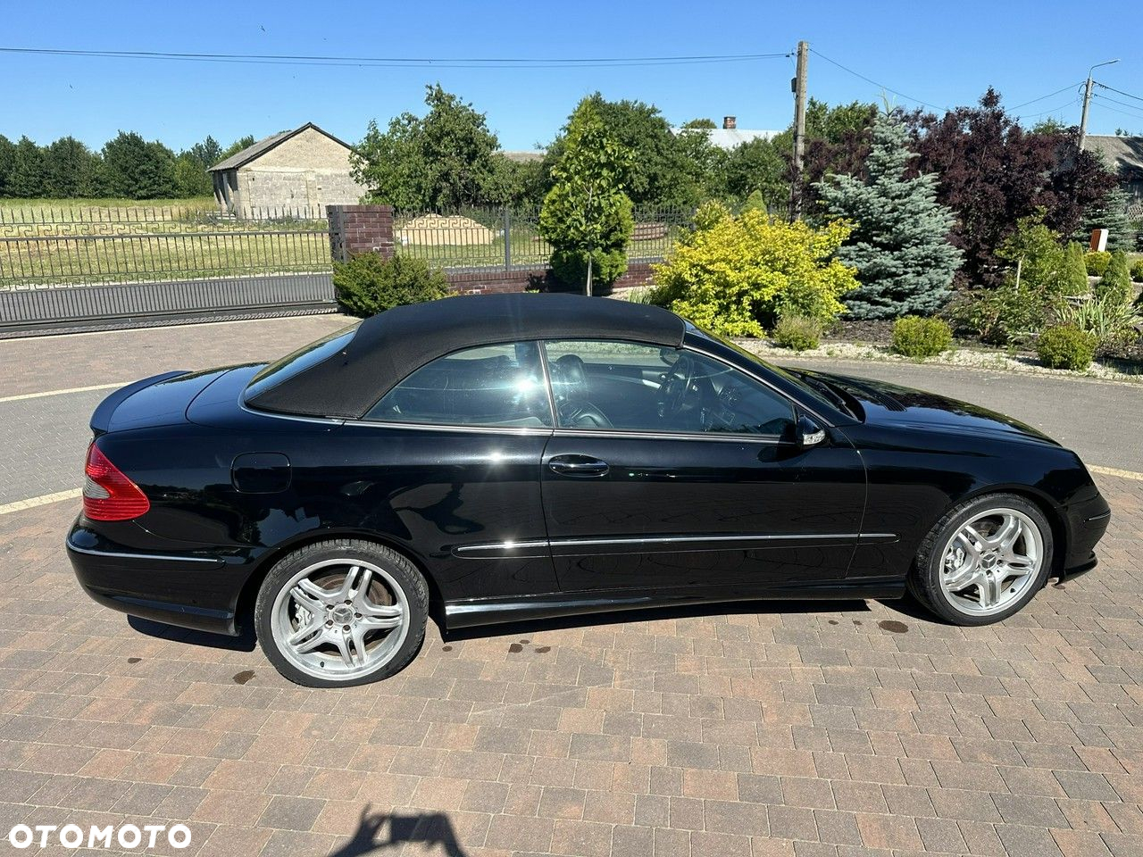 Mercedes-Benz CLK - 9