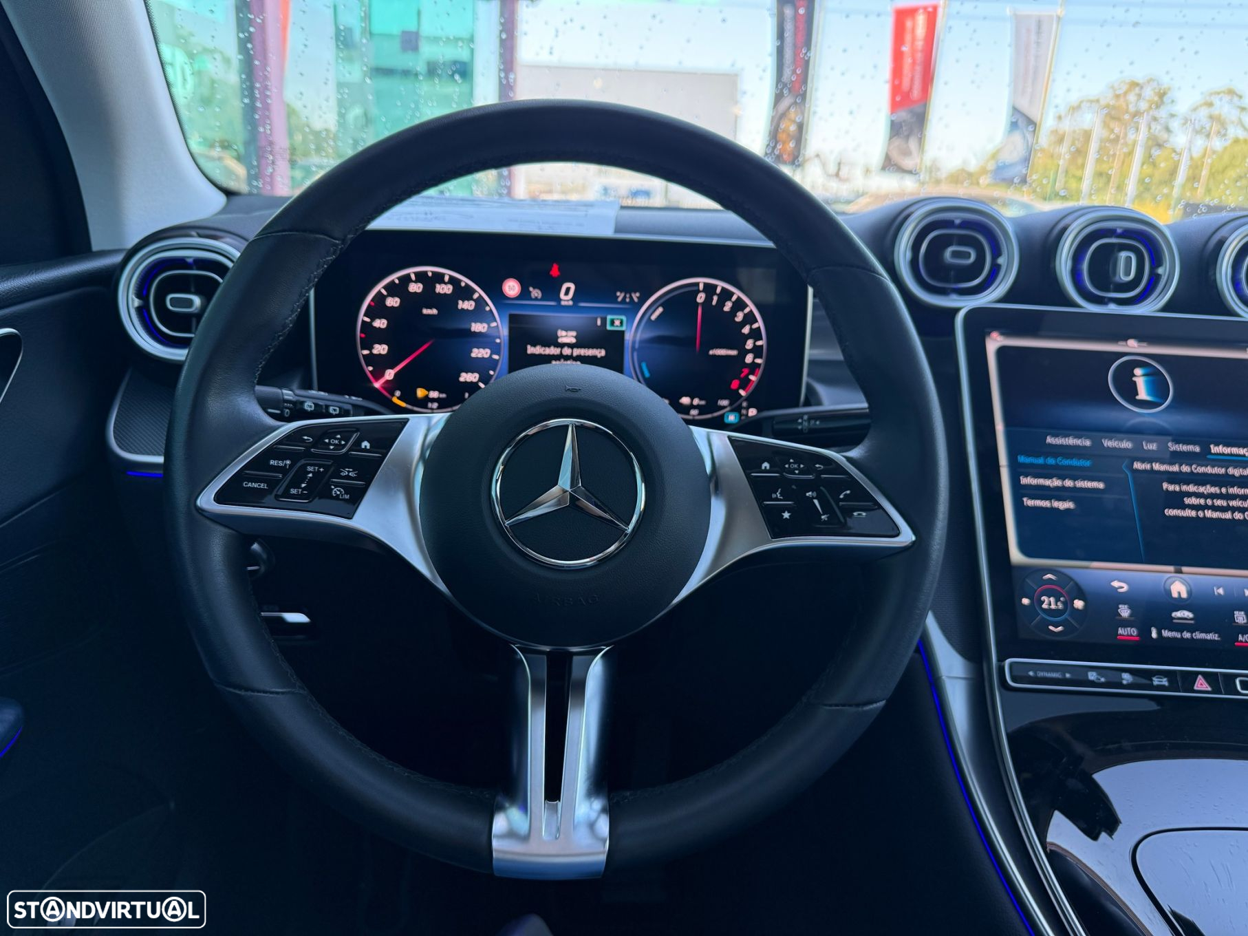 Mercedes-Benz GLC 300 e 4Matic - 38