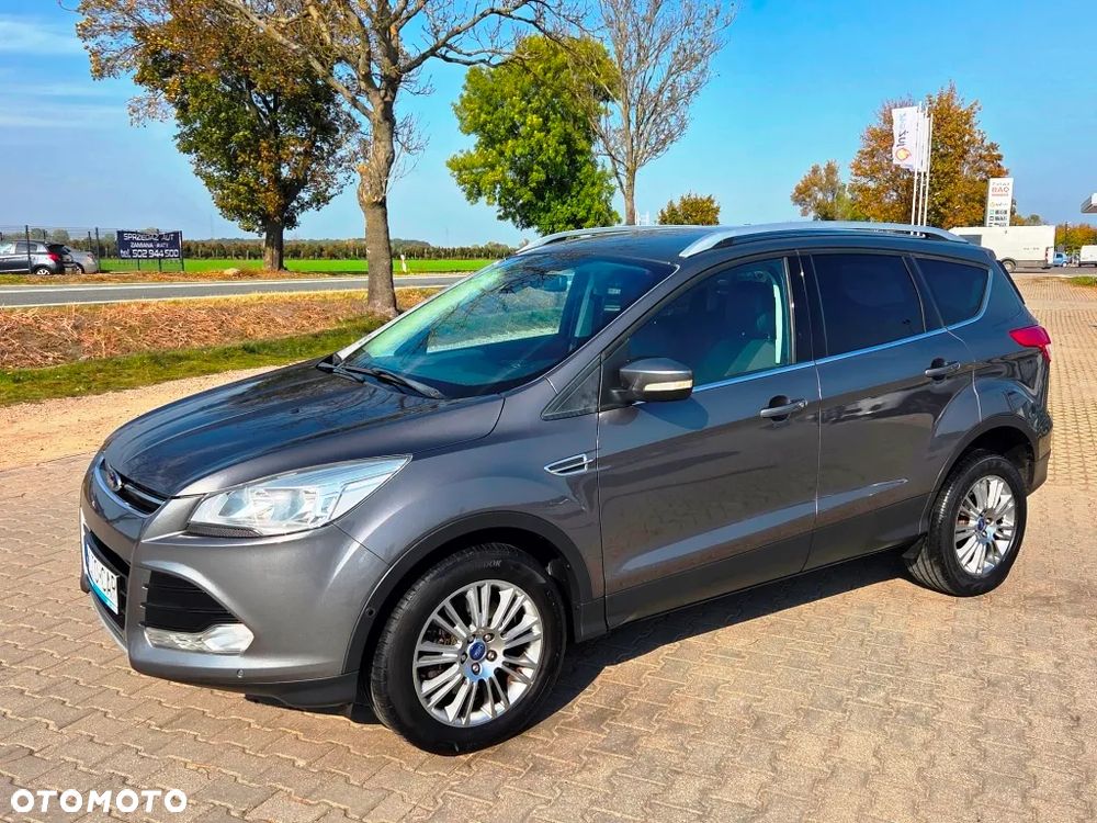 Ford Kuga 2.0 TDCi 2x4 Titanium - 18
