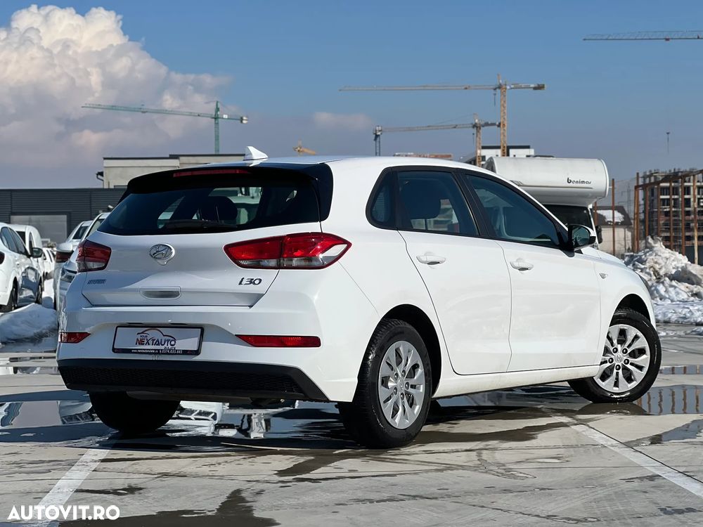 Hyundai i30 1.5 110CP 5DR M/T Comfort - 3