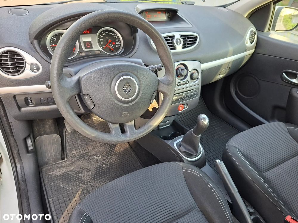 Renault Clio 1.5 dCi Extreme - 16