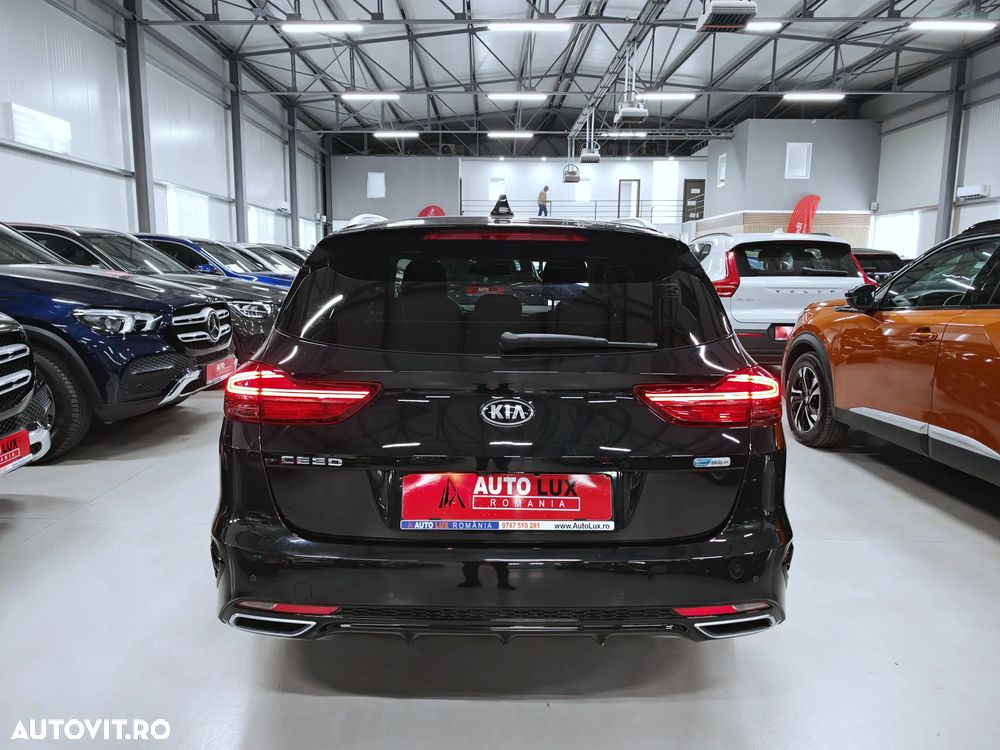 Kia Ceed 1.6 GDI 6DCT PHEV Vision - 30