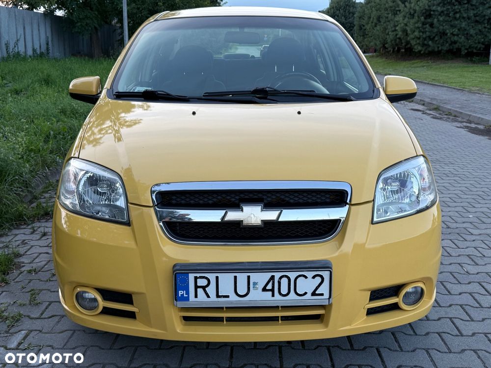 Chevrolet Aveo - 14