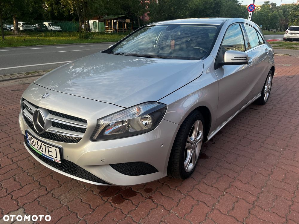 Mercedes-Benz Klasa A 180 (BlueEFFICIENCY) - 3