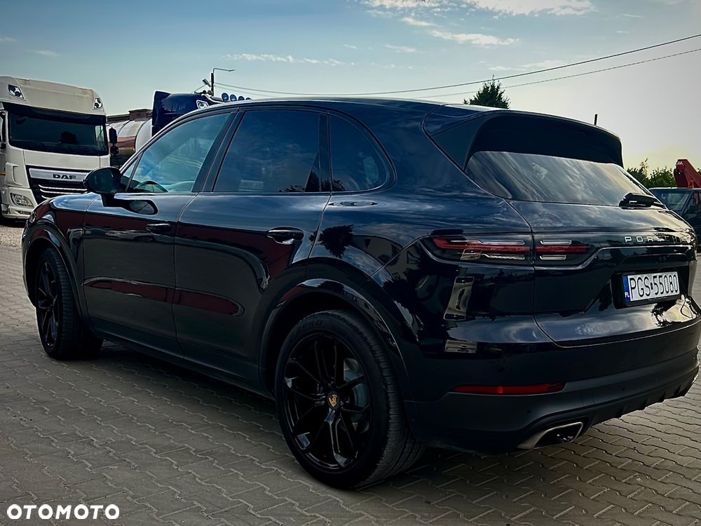 Porsche Cayenne Standard - 6