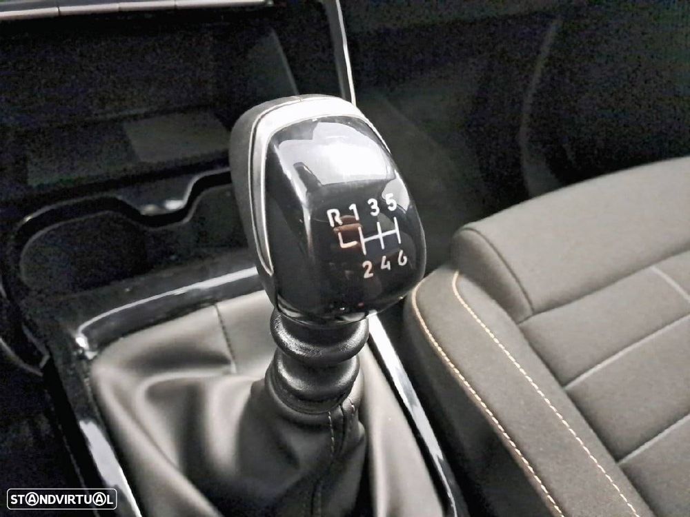 Citroën C3 Aircross 1.2 PureTech Plus - 19