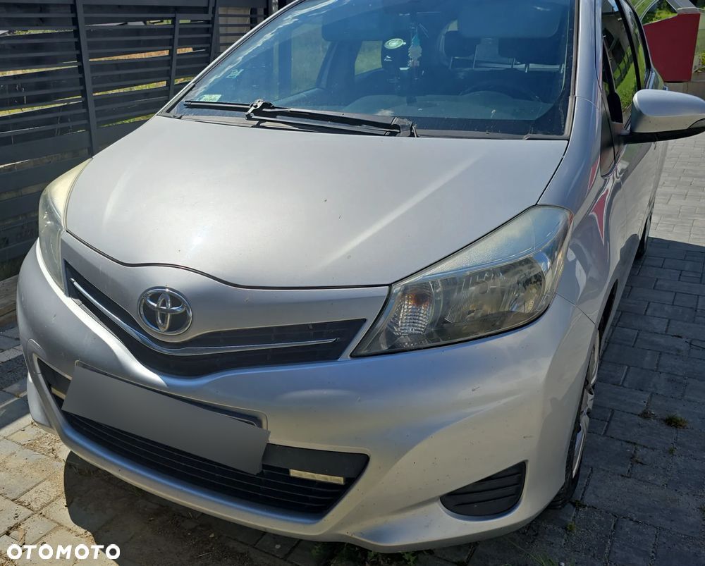 Toyota Yaris 1.33 Premium - 1