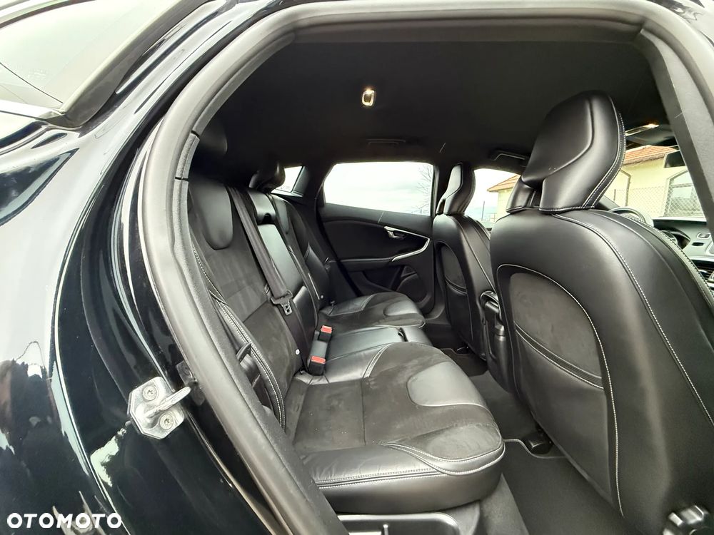 Volvo V40 D4 RDesign - 29
