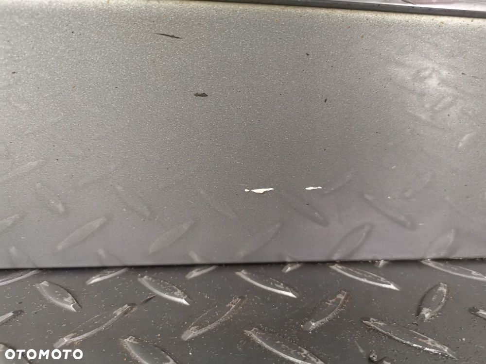 MERCEDES W212 DRZWI PRAWE PRZÓD PRZEDNIE C792 - 4