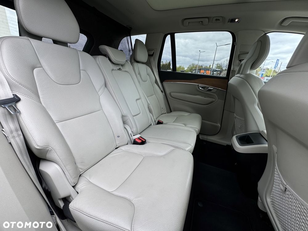 Volvo XC 90 B5 D AWD Momentum Pro - 13
