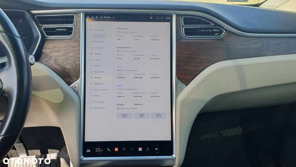 Tesla Model X 75D Allradantrieb - 12