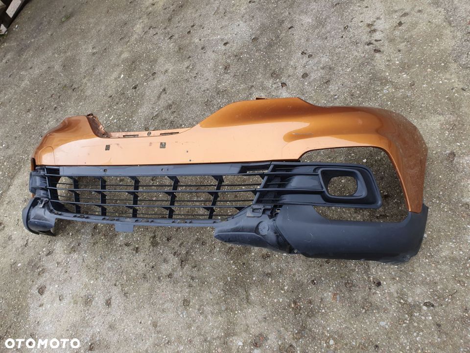 Renault Captur I lifting 17- zderzak przedni kratka - 1