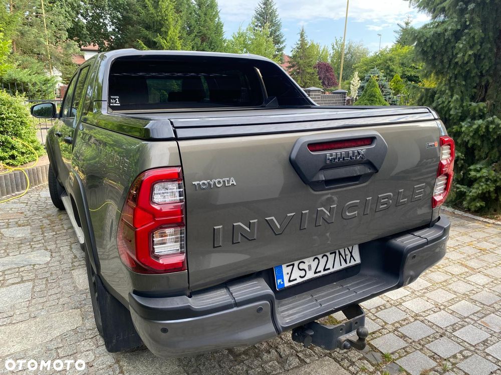 Toyota Hilux 2.8 D-4D Double Cab Invincible 4x4 - 3