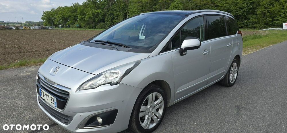 Peugeot 5008 - 3