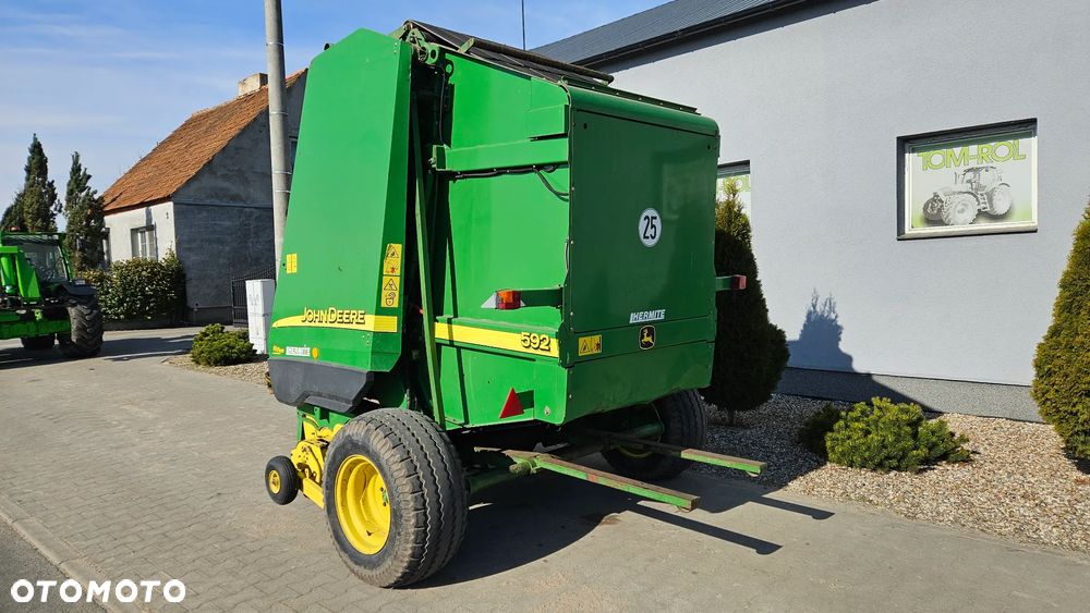 John Deere 592 864 - 6