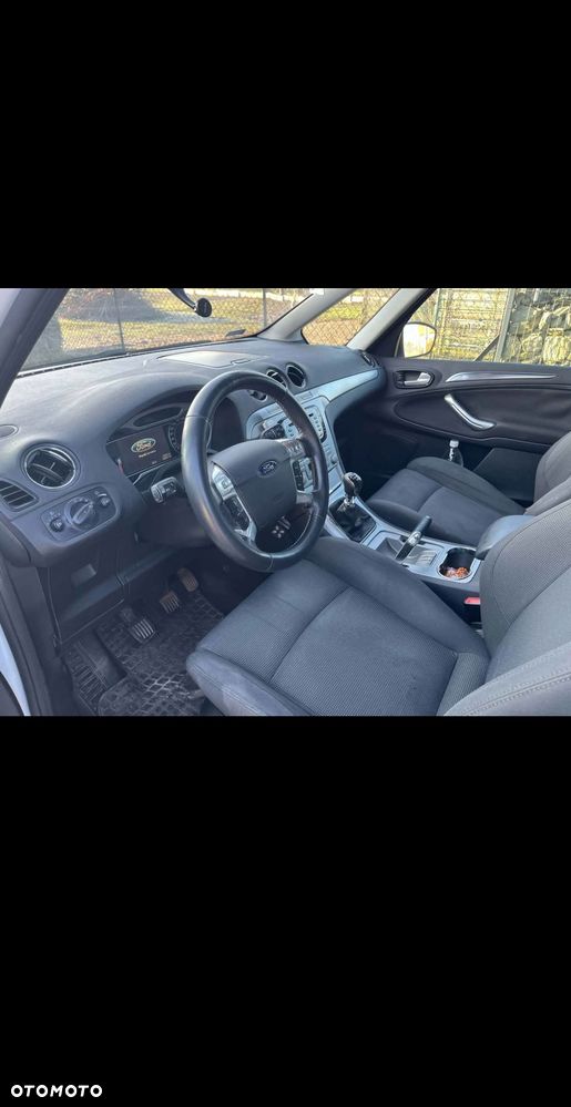 Ford Galaxy 2.0 TDCi Titanium - 4