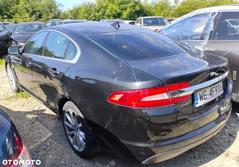Jaguar XF - 4