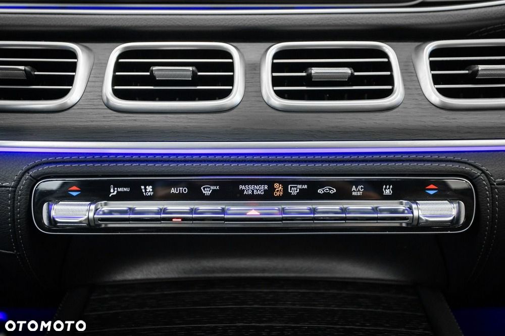 Mercedes-Benz GLE - 27