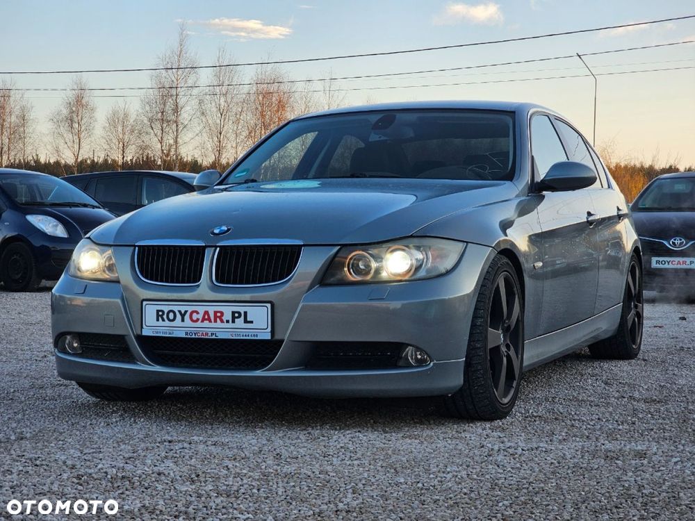 BMW Seria 3 330i - 2