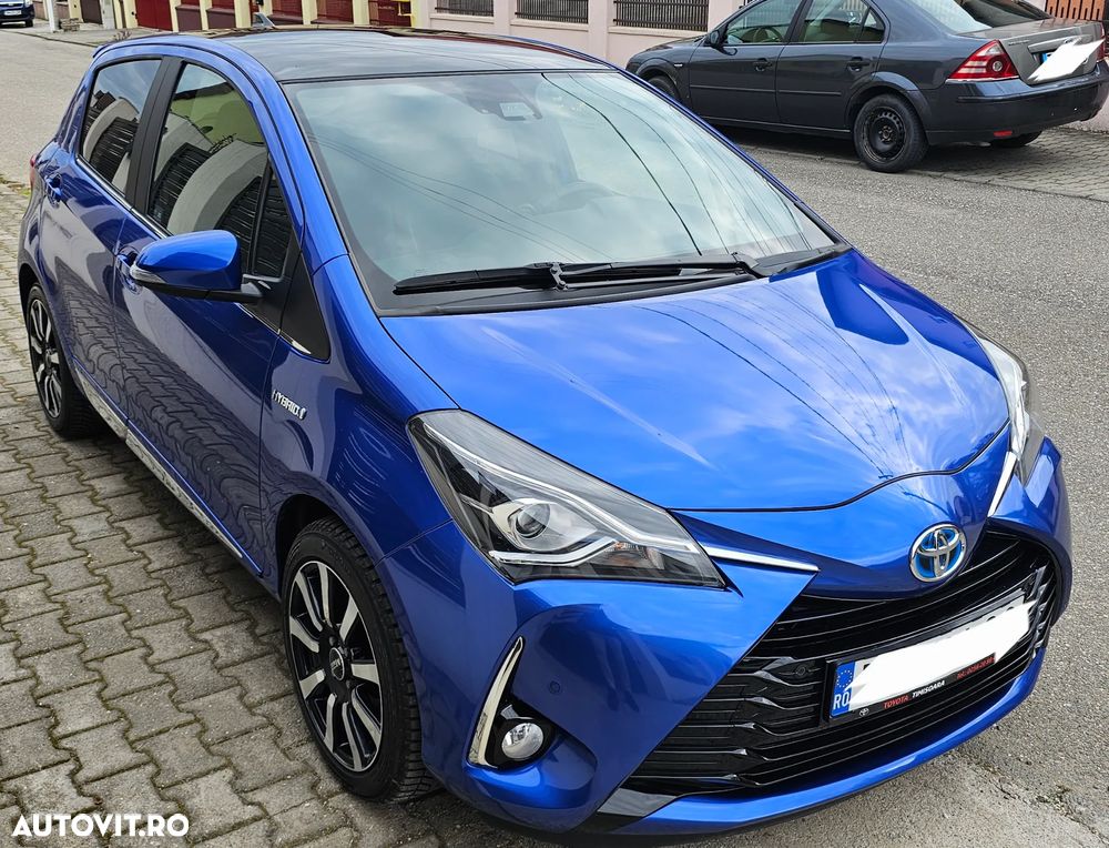 Toyota Yaris 1.5 VVT-i HSD Exclusive - 4