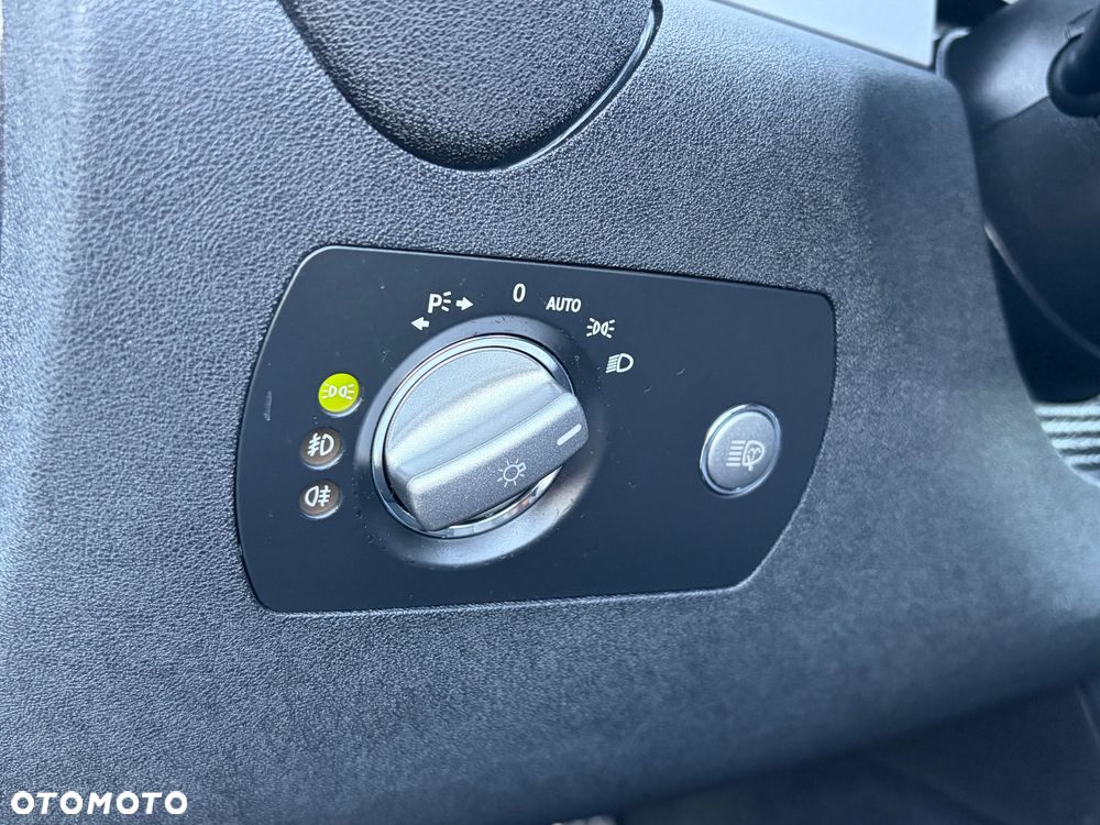 Mercedes-Benz SLK 350 7G-TRONIC - 27