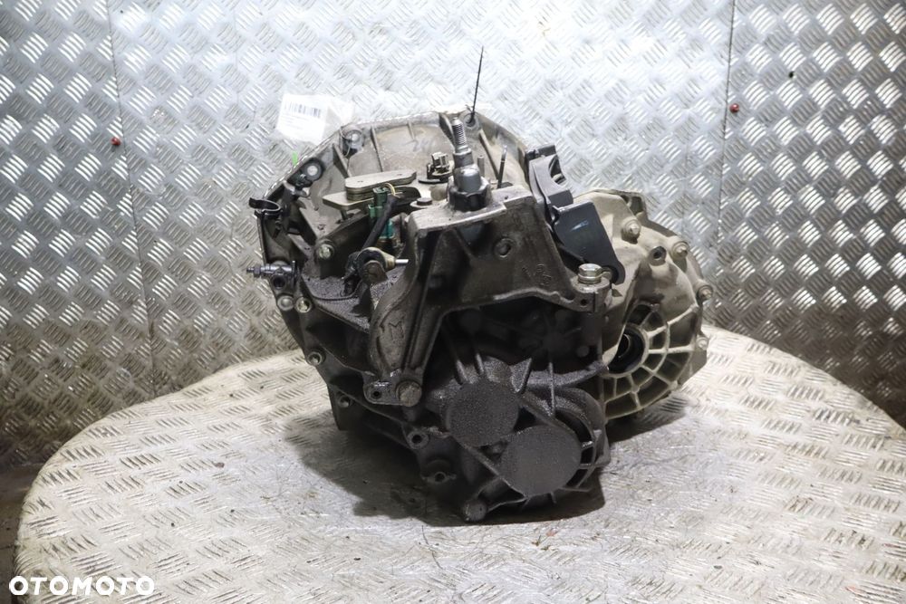 SKRZYNIA BIEGÓW 6 BIEGOWA LAGUNA III 2.0DCI PK4M9R - 2