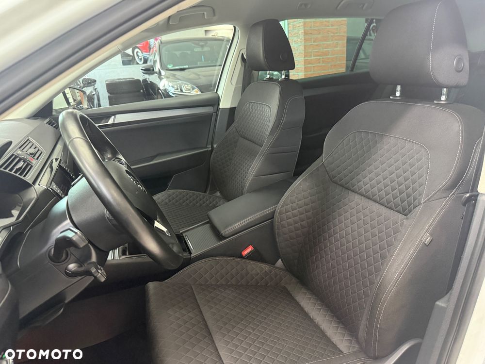 Skoda Superb 2.0 TDI DSG Premium Edition - 18