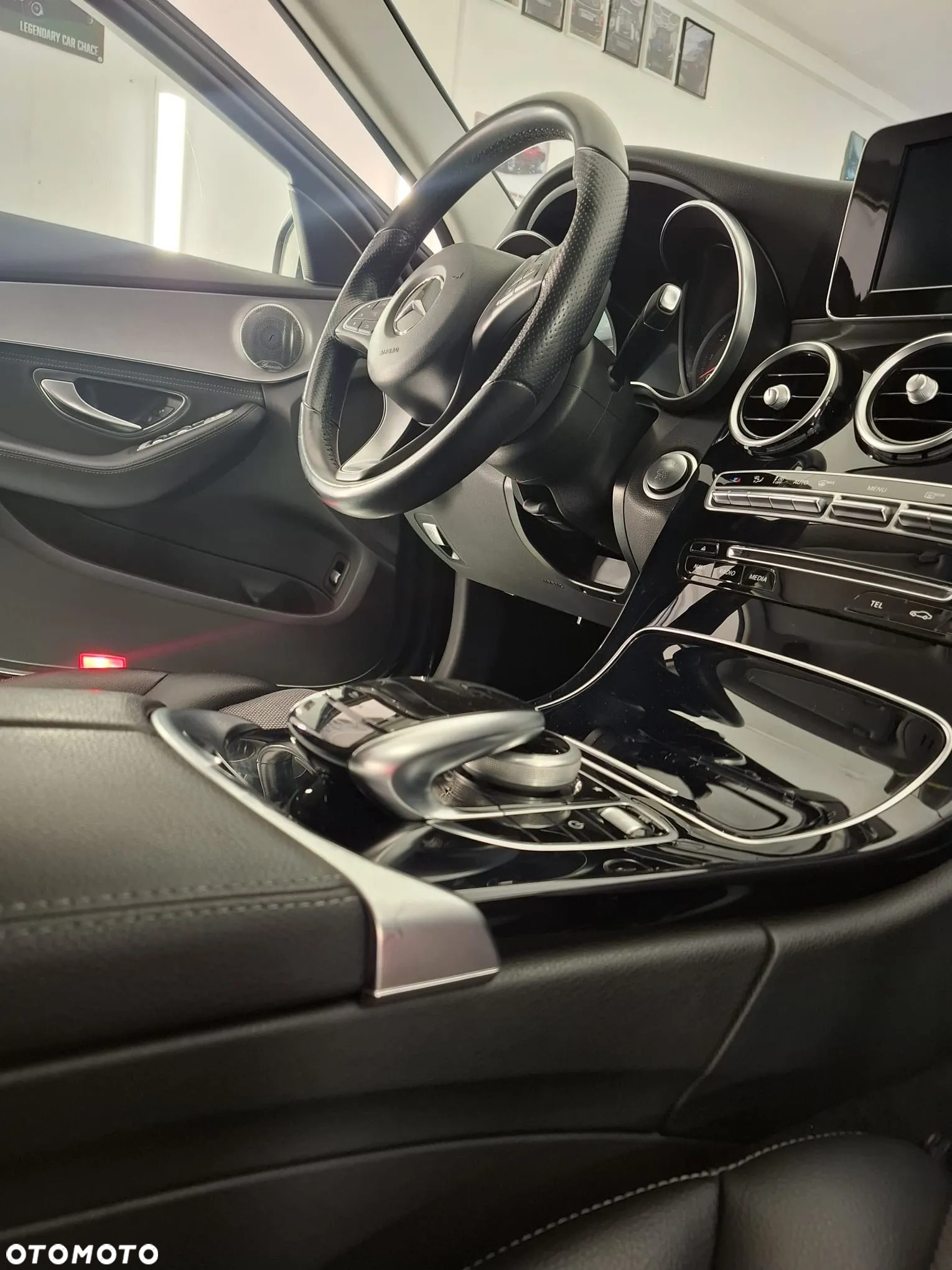 Mercedes-Benz Klasa C 250 7G-TRONIC - 15