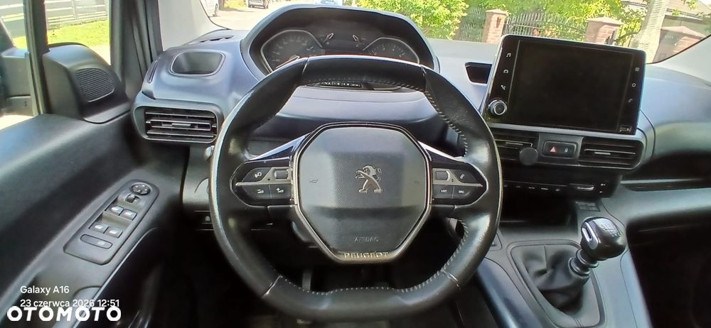 Peugeot Rifter - 23