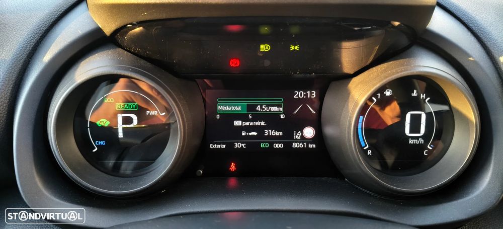 Toyota Yaris 1.5 HDF Exclusive - 8