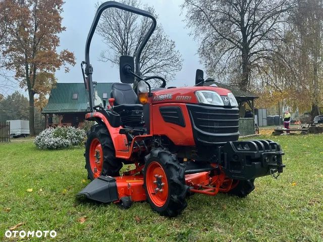 Kubota B1181 - 3