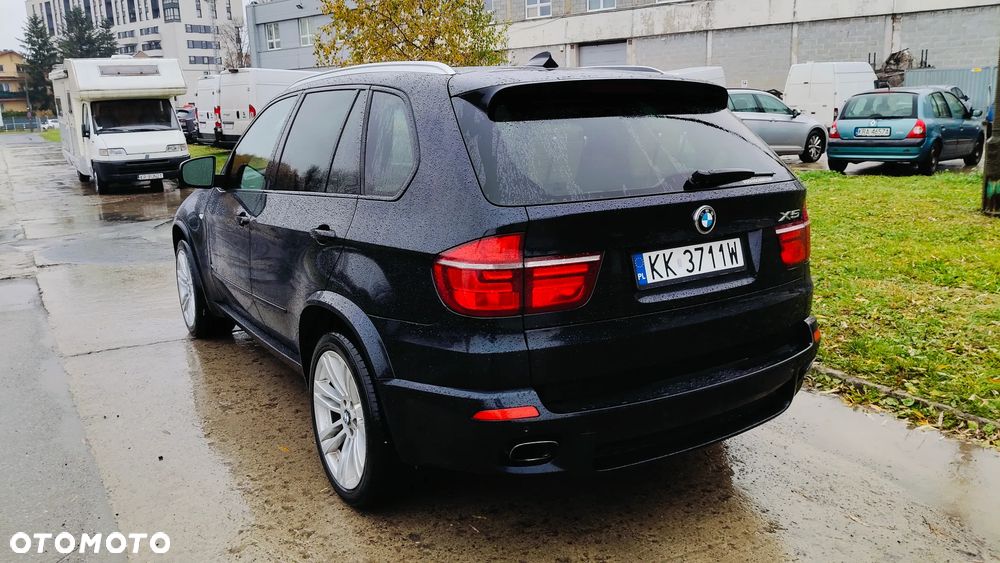BMW X5 xDrive50i - 32
