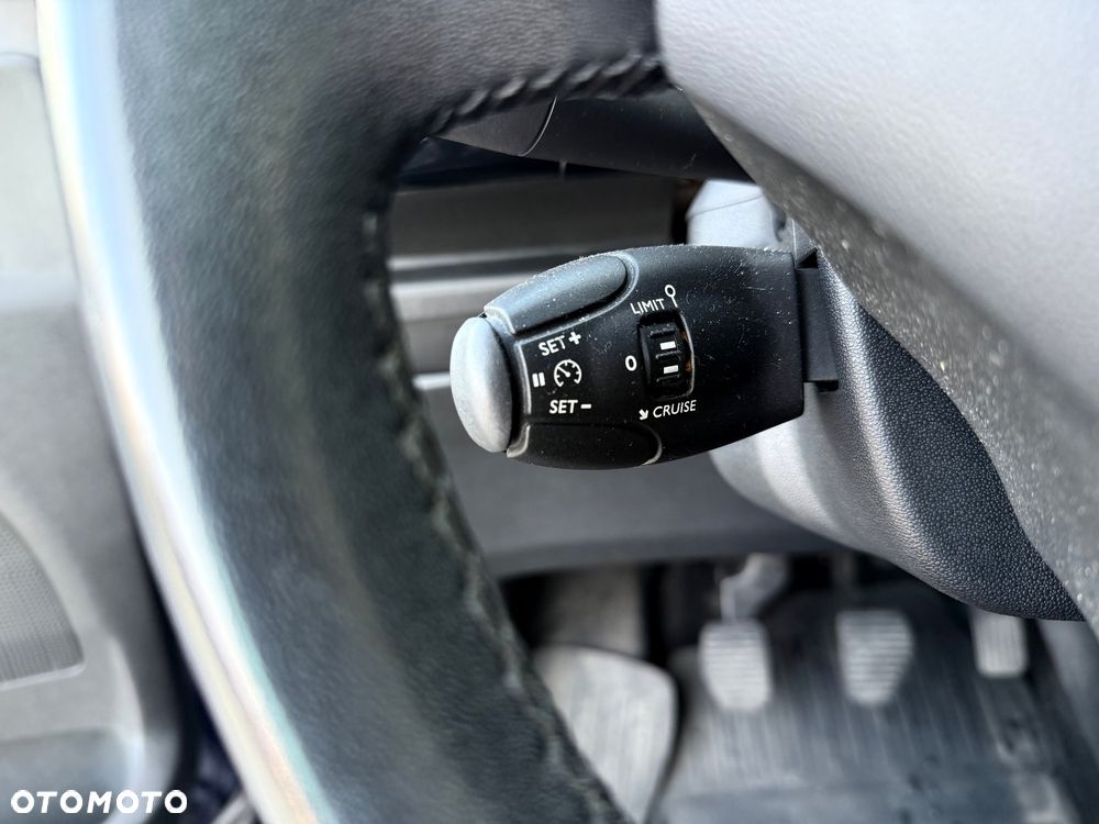 Citroën C3 Pure Tech (VTi) 82 Exclusive - 22