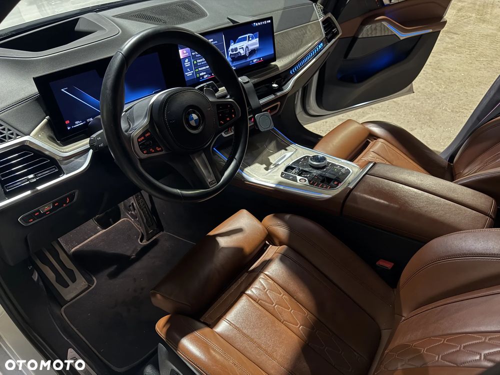 BMW X7 - 18